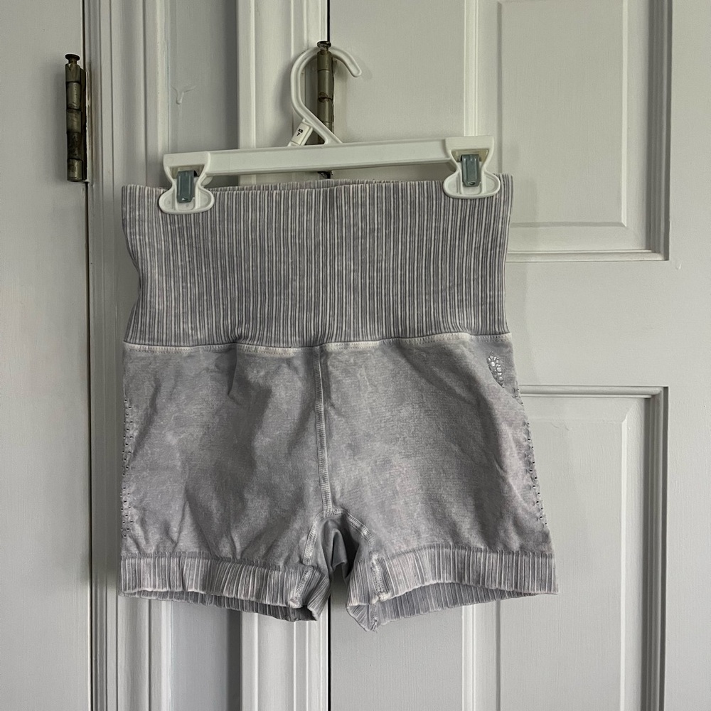 Free people good karma running shorts, ice grey color, XS/S